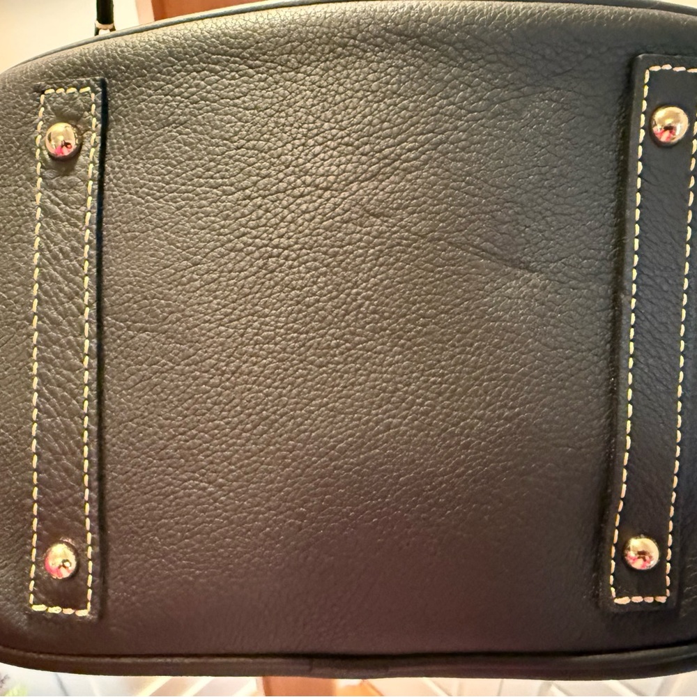 Dooney & Bourke Black Leather Drawstring Hobo with Contrast Stitching EUC - Picture 8 of 8